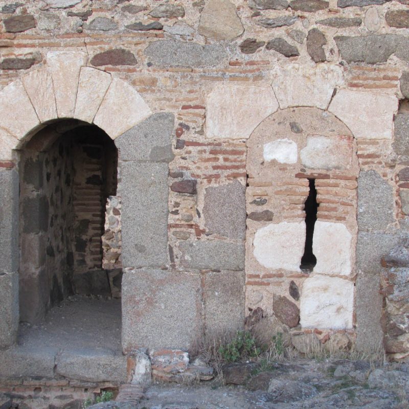 Img.12 Puerta de acceso torre (25) tapiada