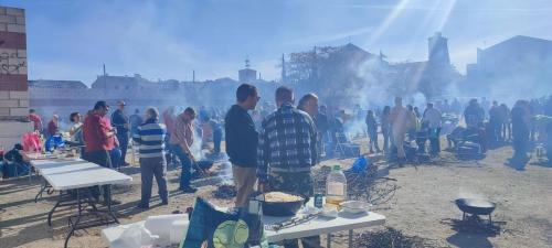 12 (1) (1) (1) (1) (1)