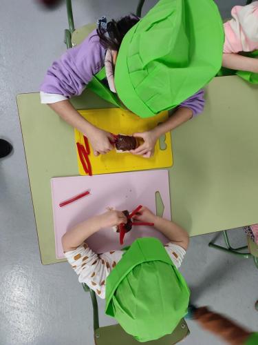 Navidad 2022-Yo me lo guiso, yo me lo como. Infantil