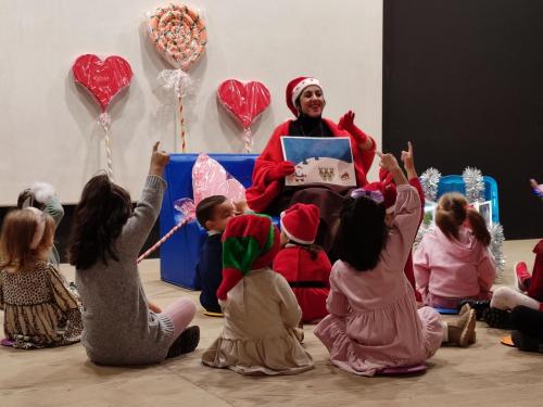 Navidad 2022-A different Party con Odalyx