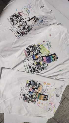 Tuneando camisetas. Ausente 2025