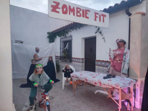 1 Premio concurso de fachadas. Halloween 2025